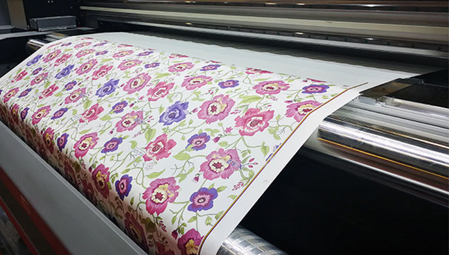 如何避免產生的靜電損壞數碼印花機噴頭?