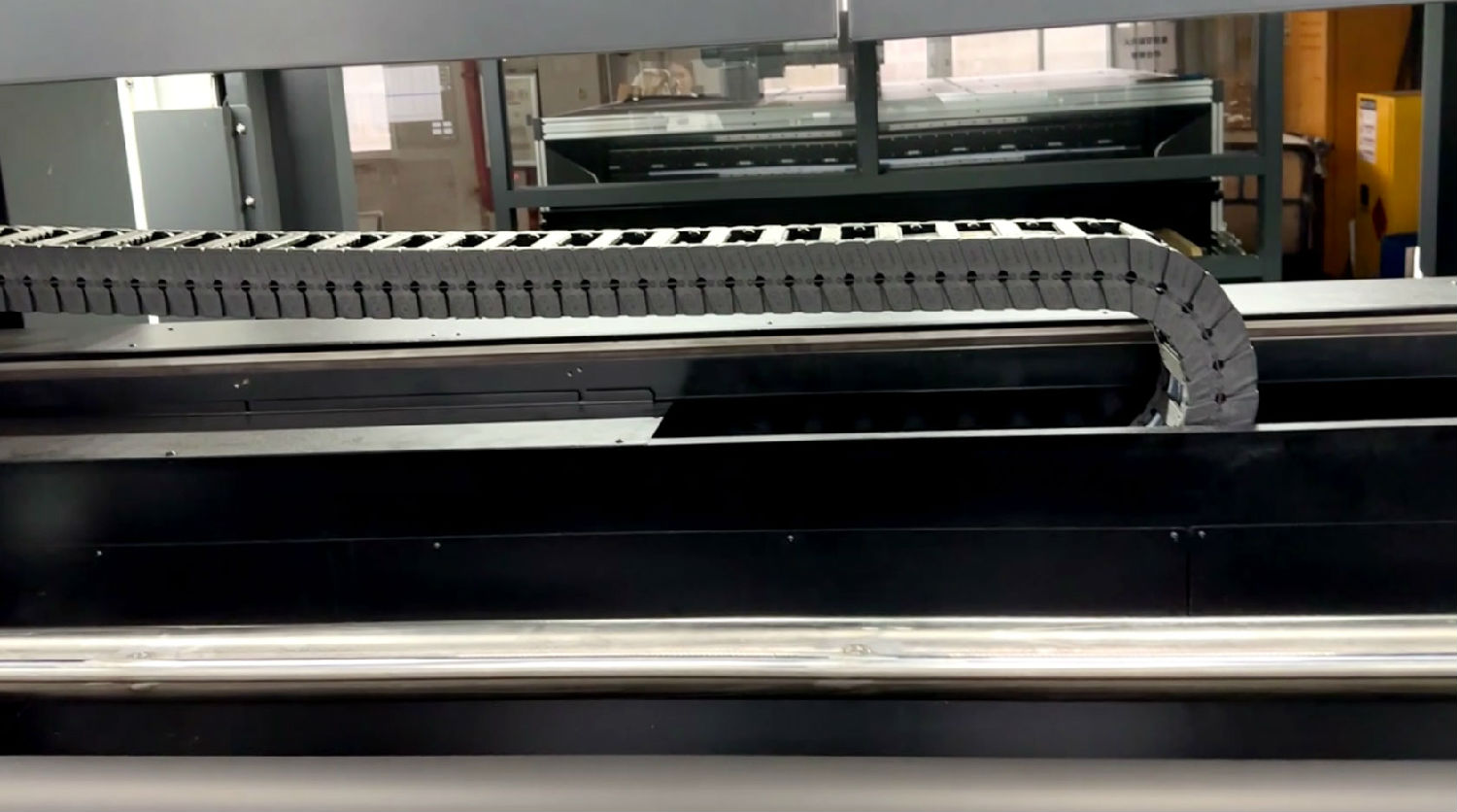 如何判斷數碼印花機的導軌是否需要更換？