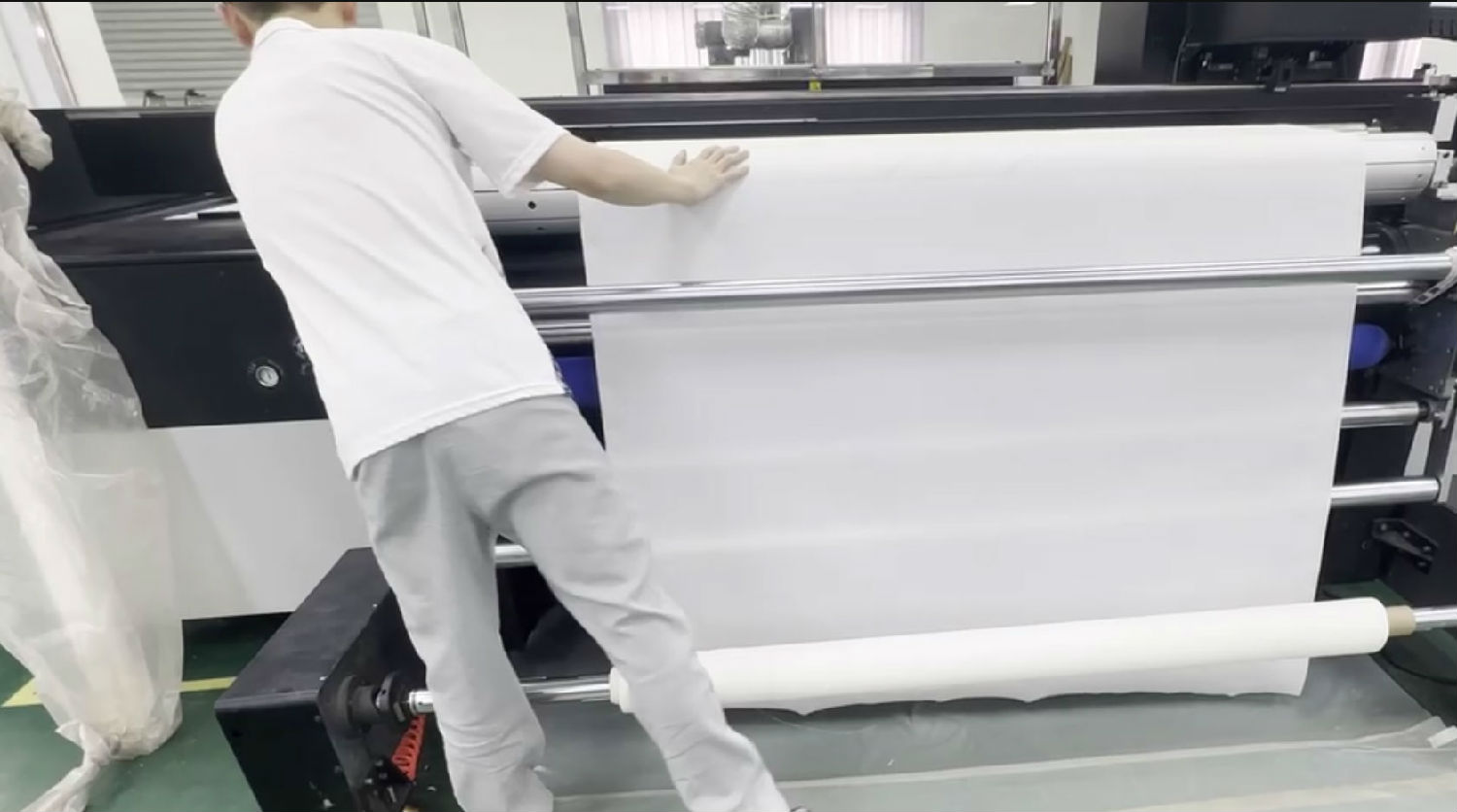 數碼印花機打印時墨車在圖象兩端停頓數秒的解決方法