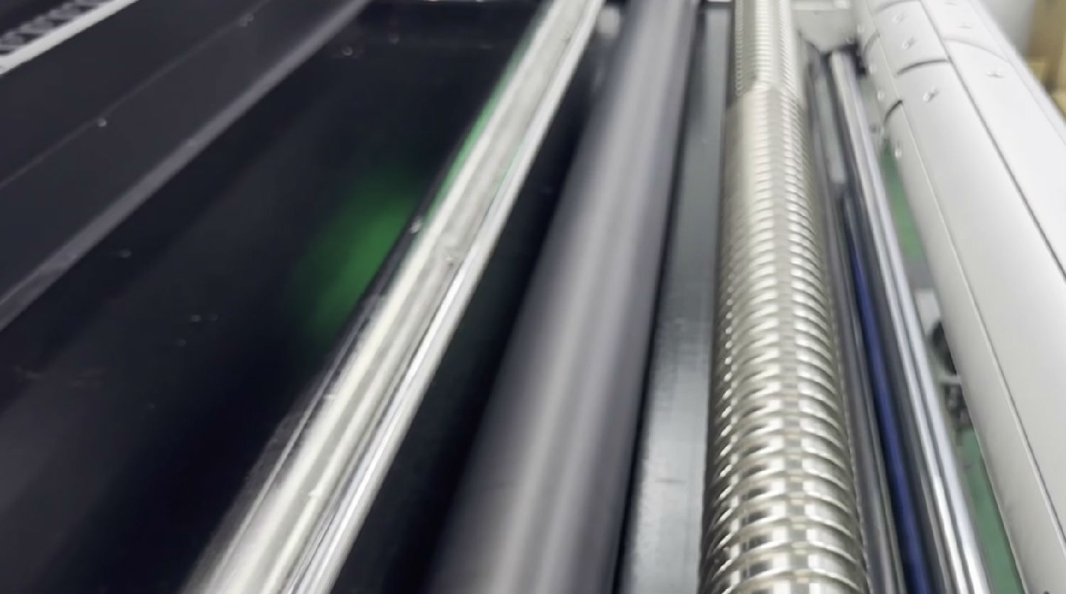 如何讓數碼印花機的打印精度更精細?